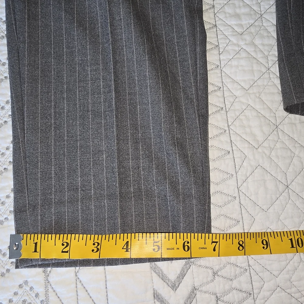 White House Black Market Gray Pinstripe Trousers 8 Long - Picture 6 of 8